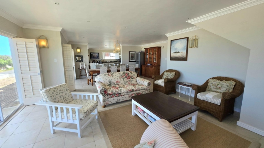 6 Bedroom Property for Sale in Franskraal Western Cape